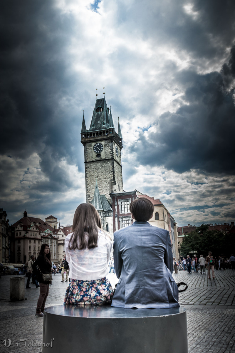 Sightseeing Couple