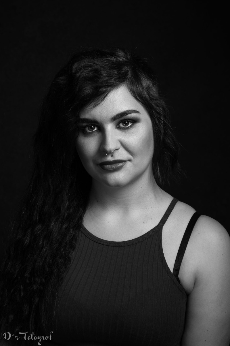 Model: Romina Rombach / Visa: Delia Rohr
