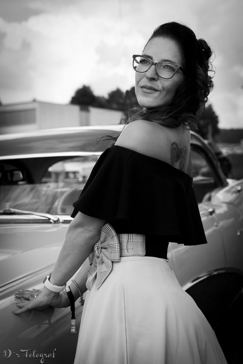 Rockabilly Lady - Brigitte Bernhard